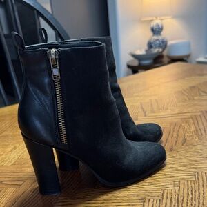 Women's Black Ankle Boots with Side Zip